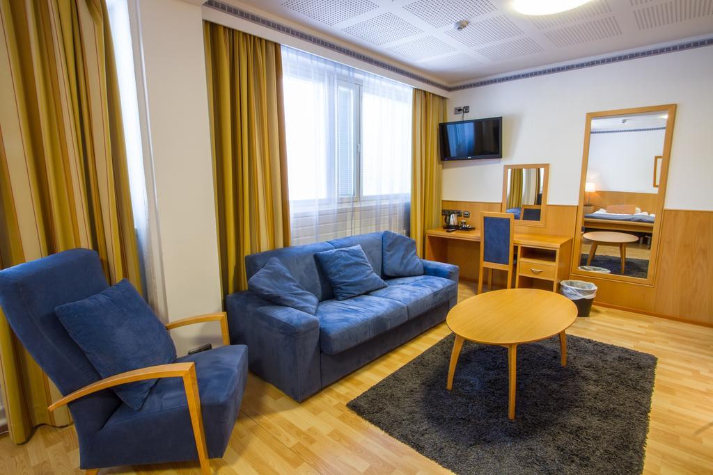 Economy Hotel Savonia Kuopio Exterior photo