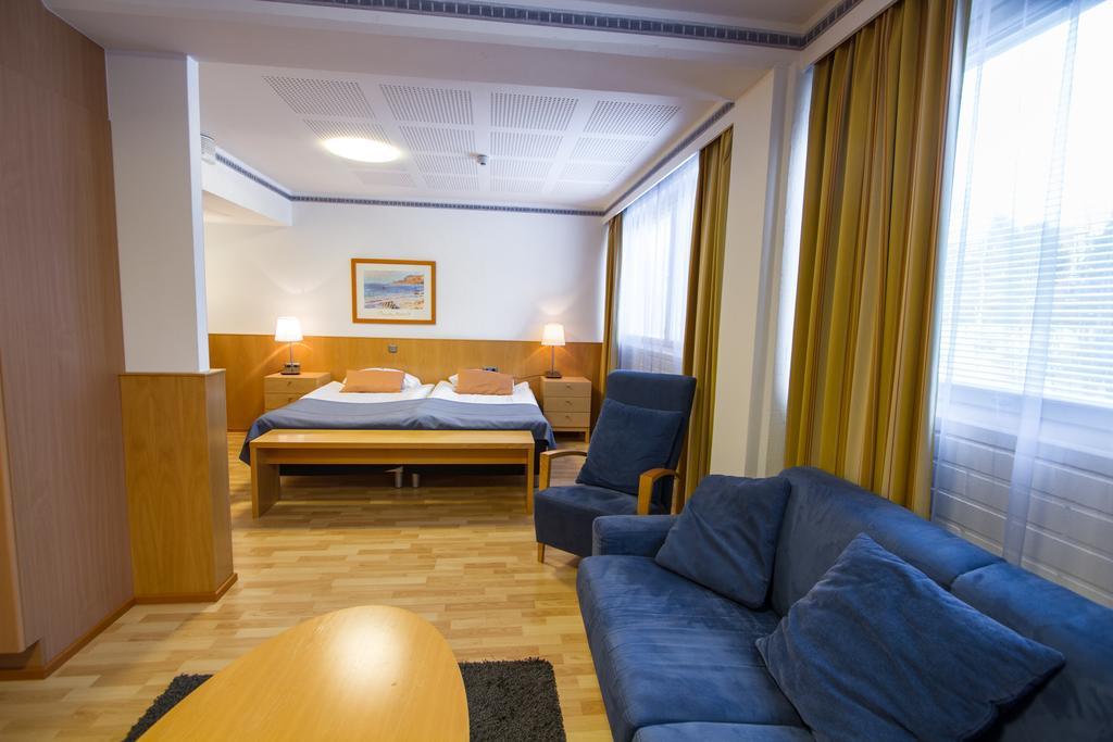 Economy Hotel Savonia Kuopio Exterior photo