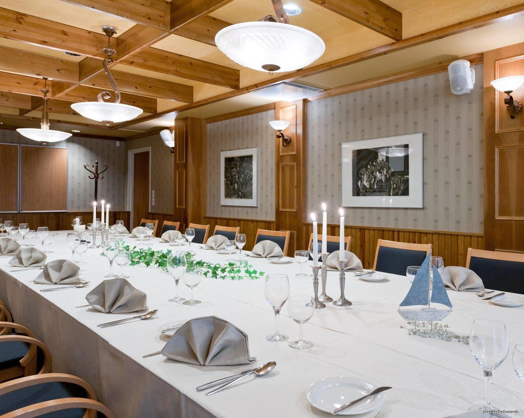 Economy Hotel Savonia Kuopio Restaurant photo