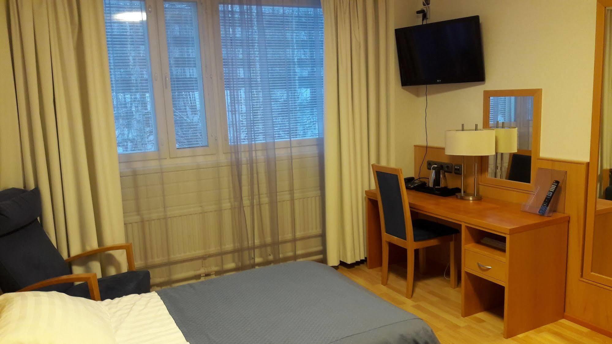 Economy Hotel Savonia Kuopio Exterior photo